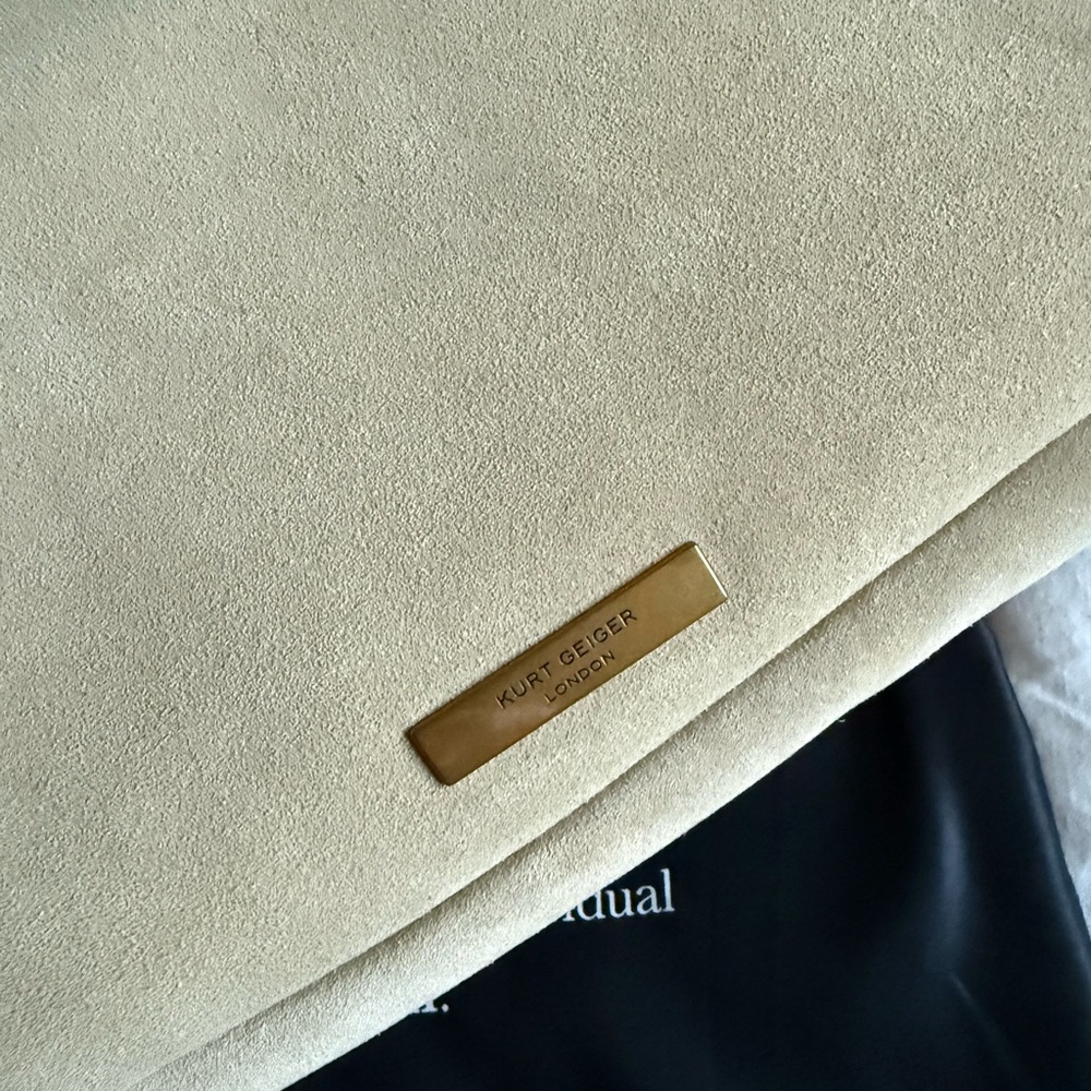 LARGE BOND HOBO BAG - KURT GEIGER LONDON excellent beige suede 💛 - Picture 12 of 16
